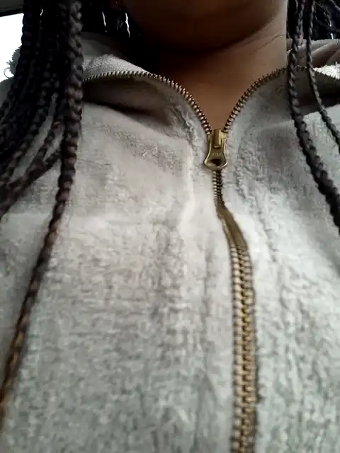 Sarabeckett – XlovecamLive Video Recording – 2025 02-14 17:24:29
