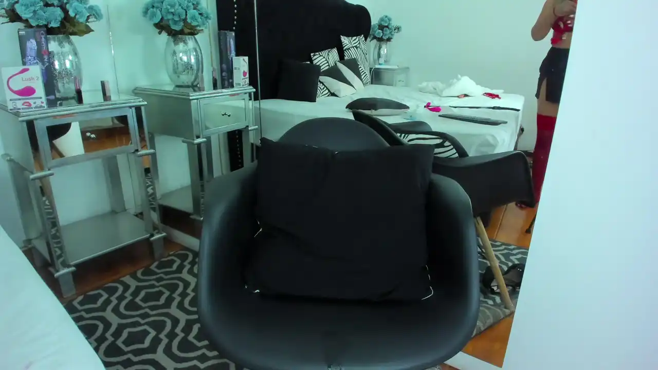 Valeriaafranco – XlovecamLive Video Recording – 2025 04-26 10:51:60