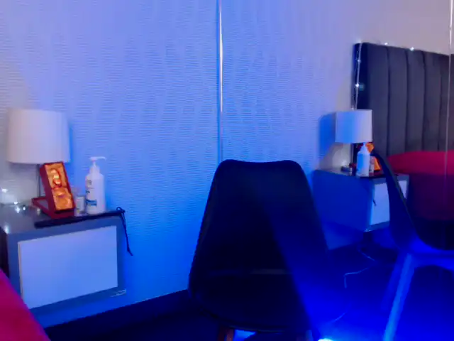 Anahiilopez – XlovecamLive Video Recording – 2025 04-29 10:39:32