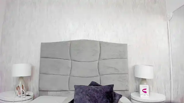 Kloethompson – XlovecamLive Video Recording – 2025 02-22 10:17:20