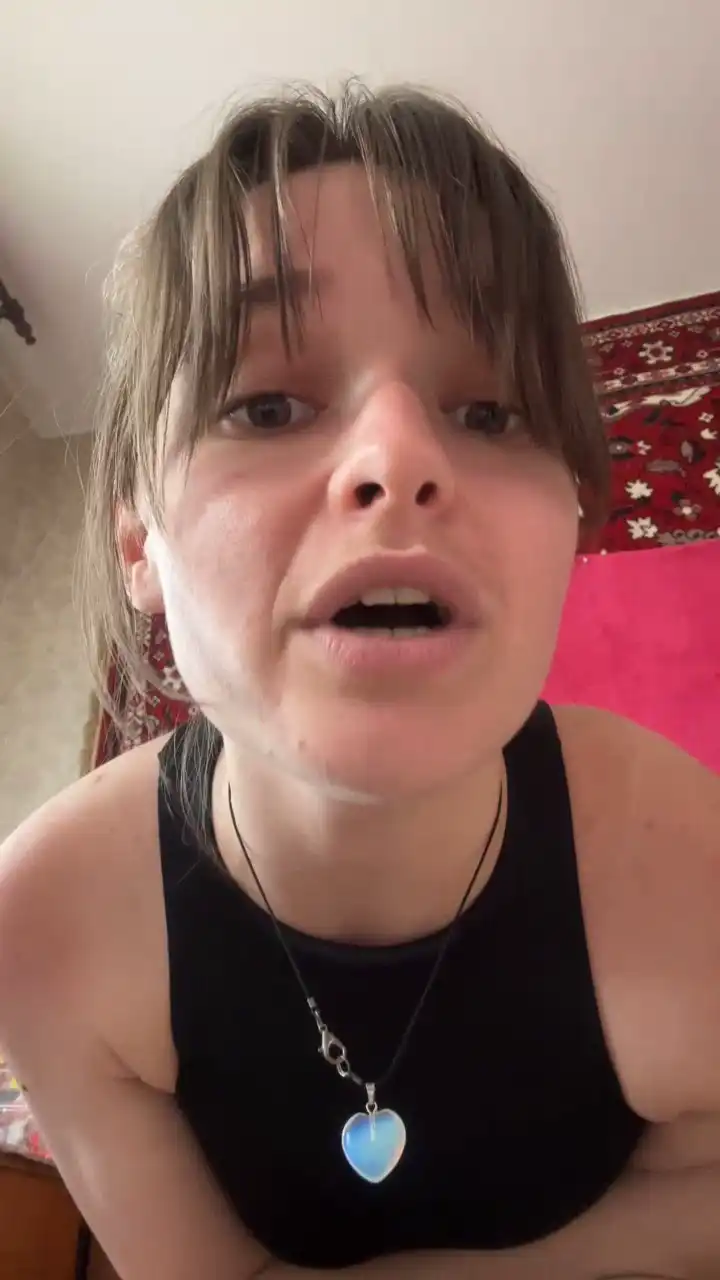 Herliossa – XlovecamLive Video Recording – 2025 06-05 16:19:57