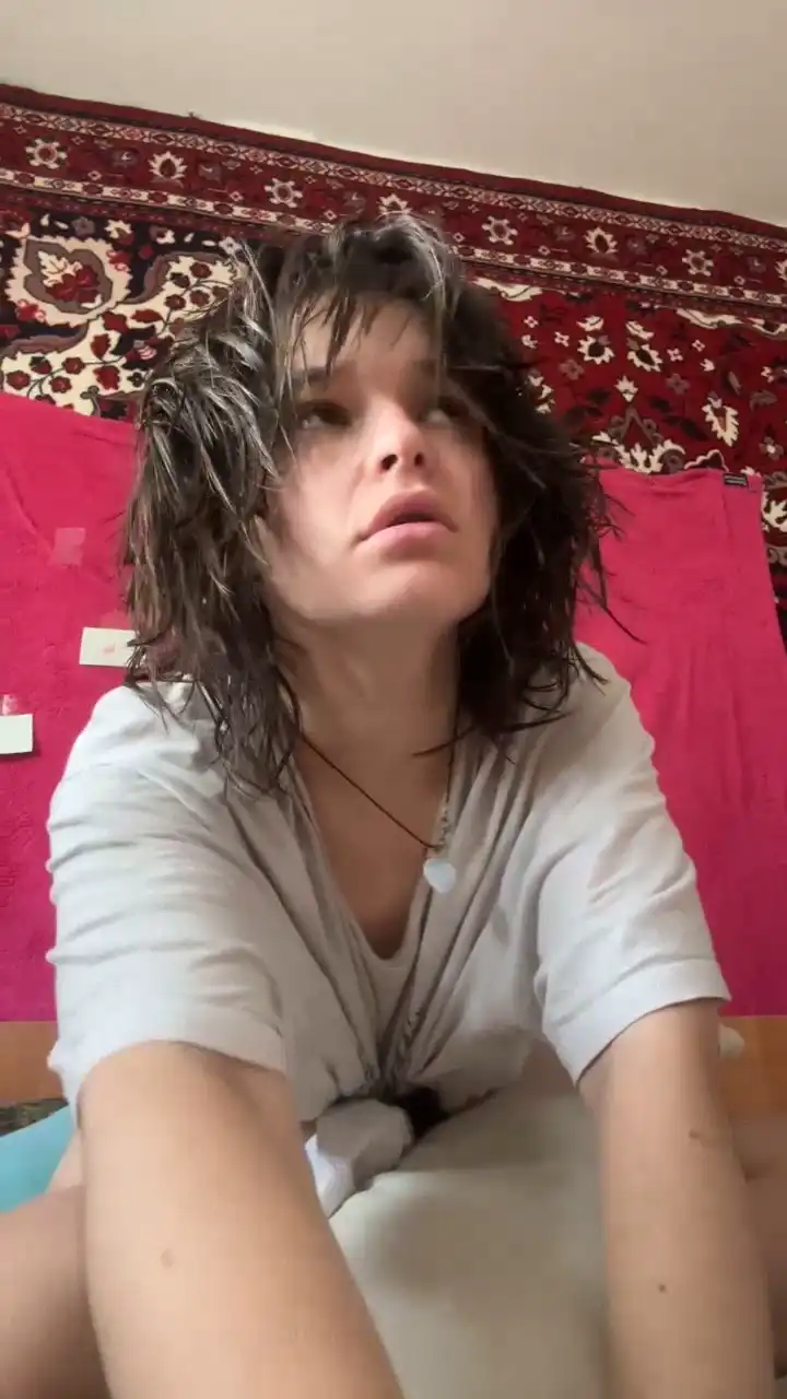 Herliossa – XlovecamLive Video Recording – 2025 01-22 21:10:09