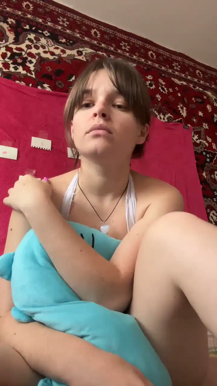 Herliossa – XlovecamLive Video Recording – 2025 05-04 02:26:06