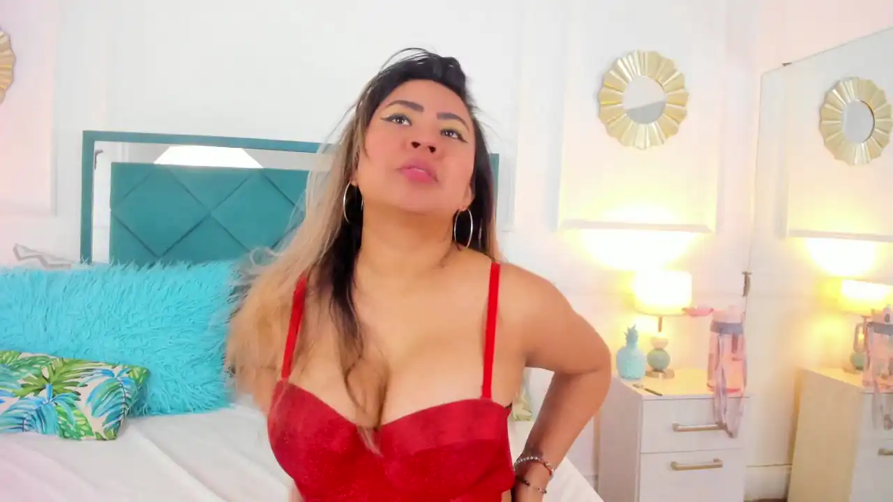 Valeriaafranco – XlovecamLive Video Recording – 2025 02-17 15:19:38