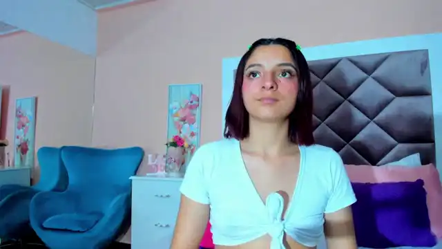 Saarahjones – XlovecamLive Video Recording – 2025 03-14 16:47:01