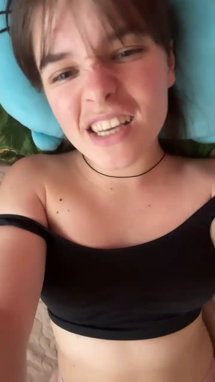 Herliossa – XlovecamLive Video Recording – 2025 02-10 00:07:45