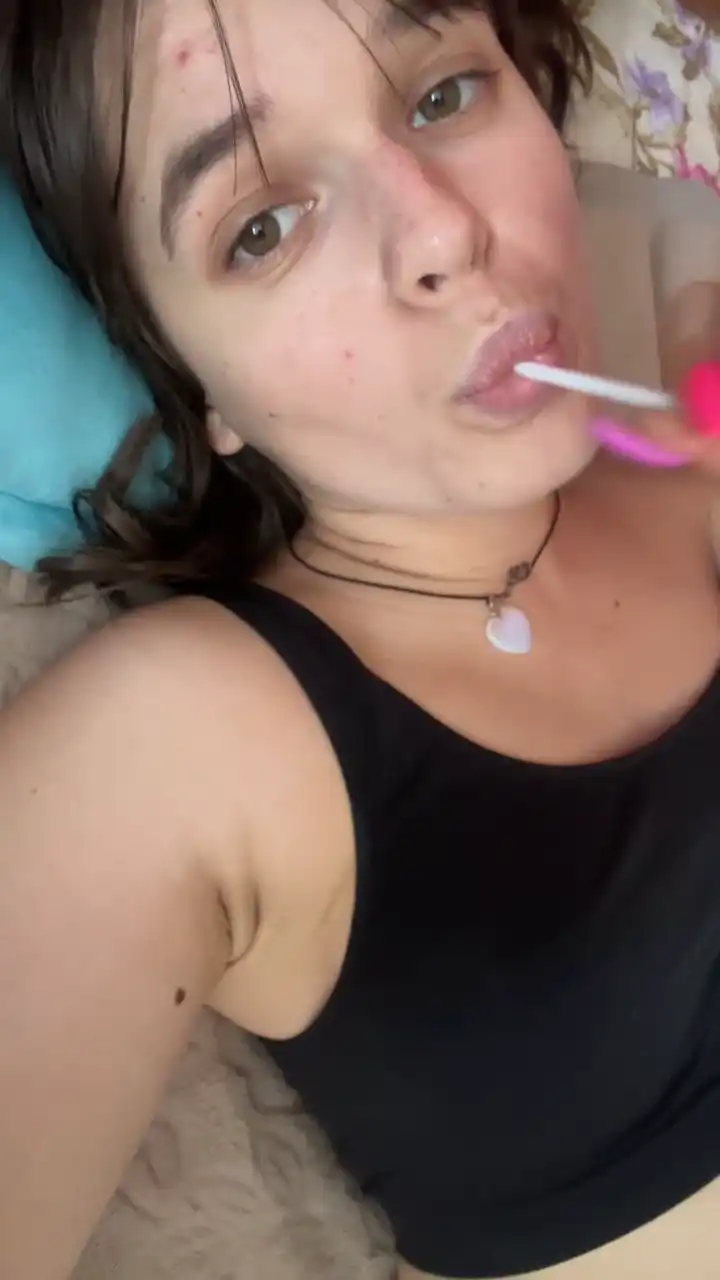 Herliossa – XlovecamLive Video Recording – 2025 05-14 16:59:24