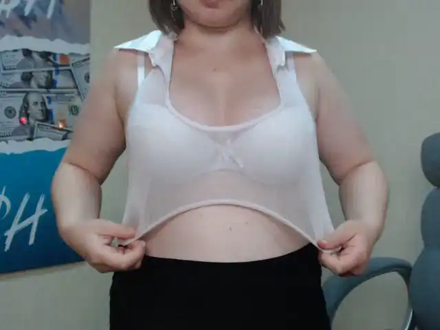 Ladybi – XlovecamLive Video Recording – 2024 08-05 20:34:35