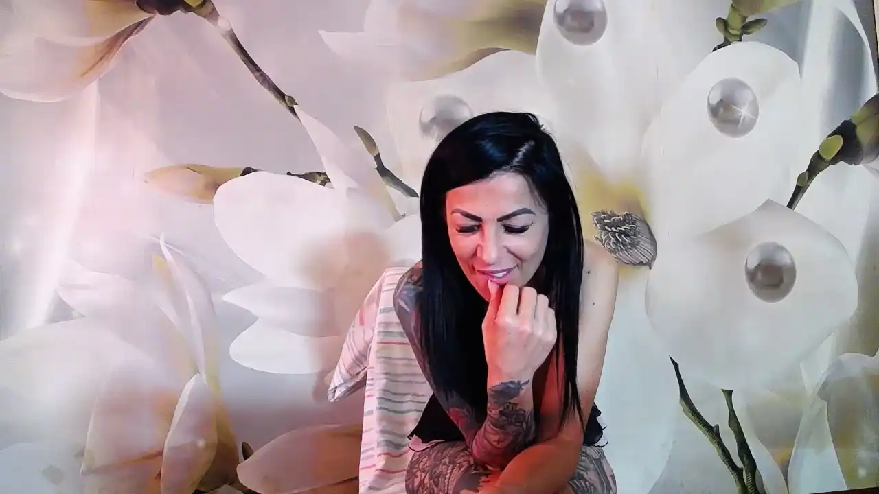 Andrad – XlovecamLive Video Recording – 2025 05-11 01:58:33
