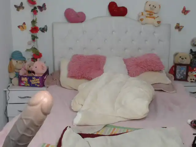 Vivianathomson – XlovecamLive Video Recording – 2025 04-13 10:33:26