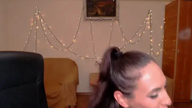 Vievienneclemente – XlovecamLive Video Recording – 2025 01-29 18:37:05