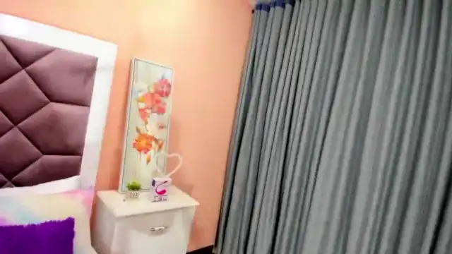 Saarahjones – XlovecamLive Video Recording – 2025 01-24 02:59:34