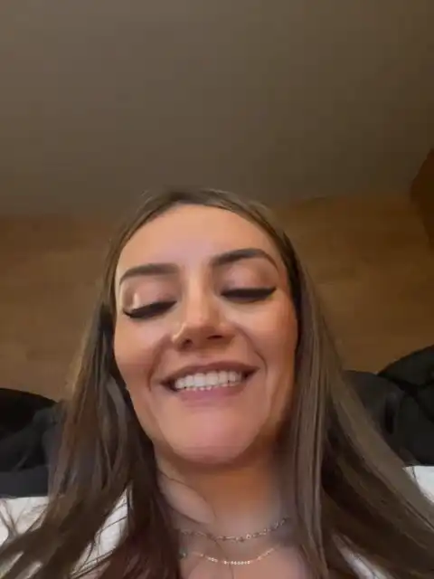 Missary – XlovecamLive Video Recording – 2025 05-13 15:15:50
