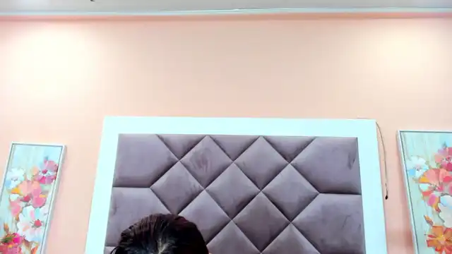 Saarahjones – XlovecamLive Video Recording – 2025 04-21 09:57:30