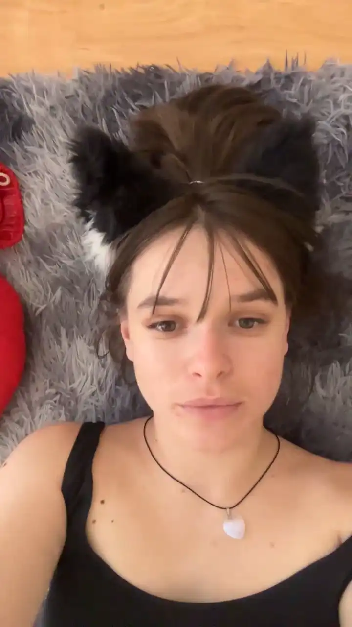 Herliossa – XlovecamLive Video Recording – 2025 02-26 19:41:55