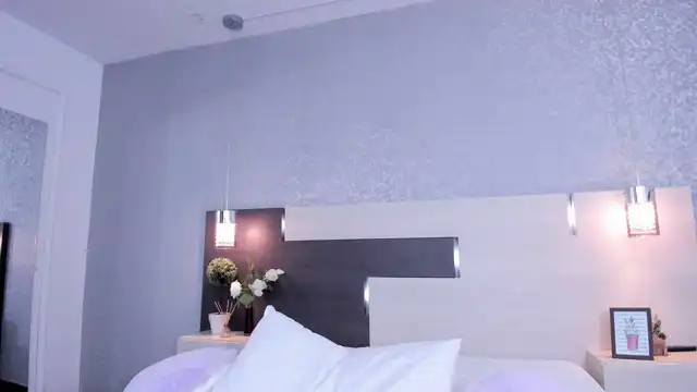 Christiegarcia – XlovecamLive Video Recording – 2025 01-14 08:37:11