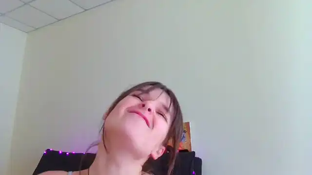Herliossa – XlovecamLive Video Recording – 2025 06-08 06:19:33