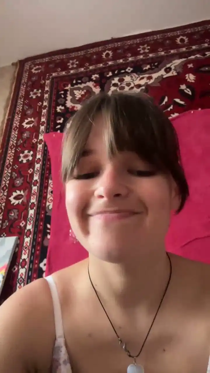 Herliossa – XlovecamLive Video Recording – 2025 04-01 12:00:20