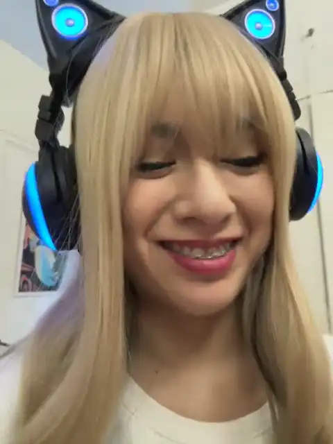 Sabripretty – XlovecamLive Video Recording – 2025 03-24 01:57:10