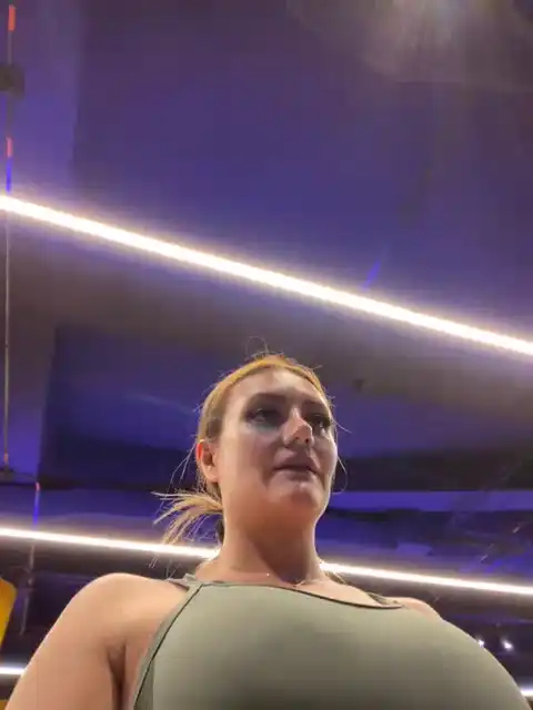 Missary – XlovecamLive Video Recording – 2025 05-26 21:43:14