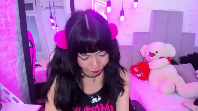 Sabripretty – XlovecamLive Video Recording – 2025 06-28 08:37:16