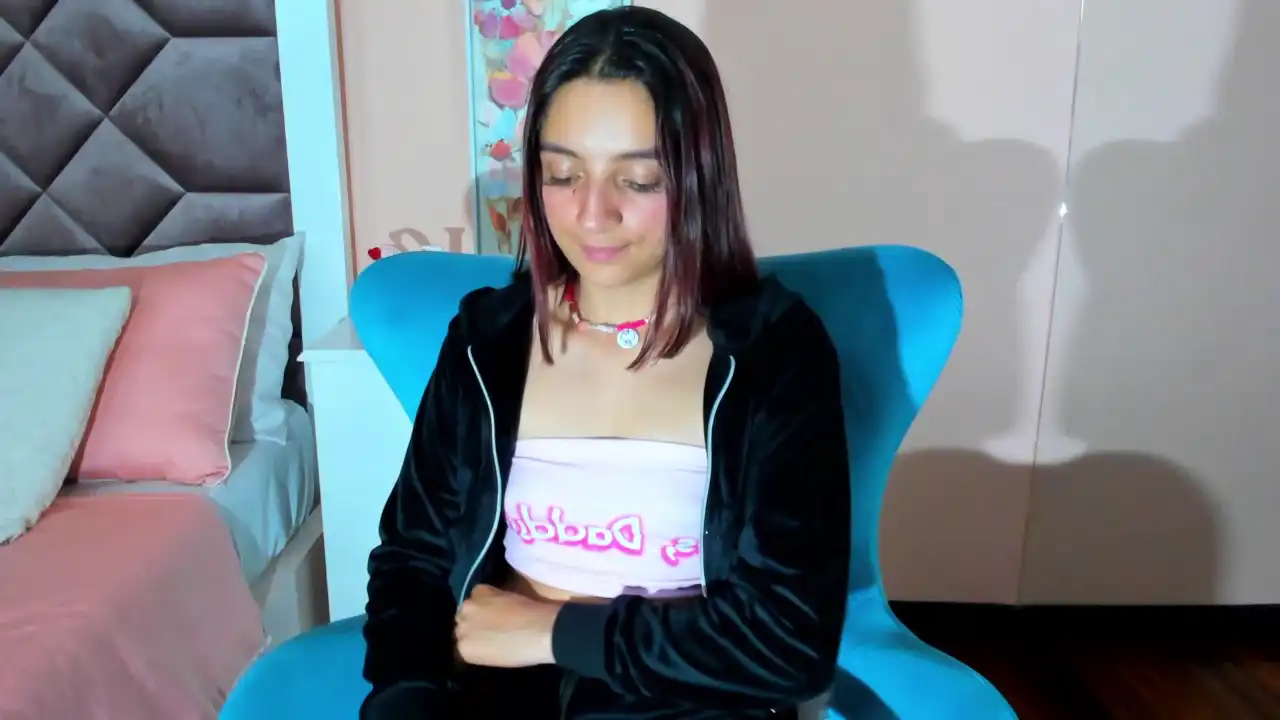 Saarahjones – XlovecamLive Video Recording – 2025 01-11 06:13:07