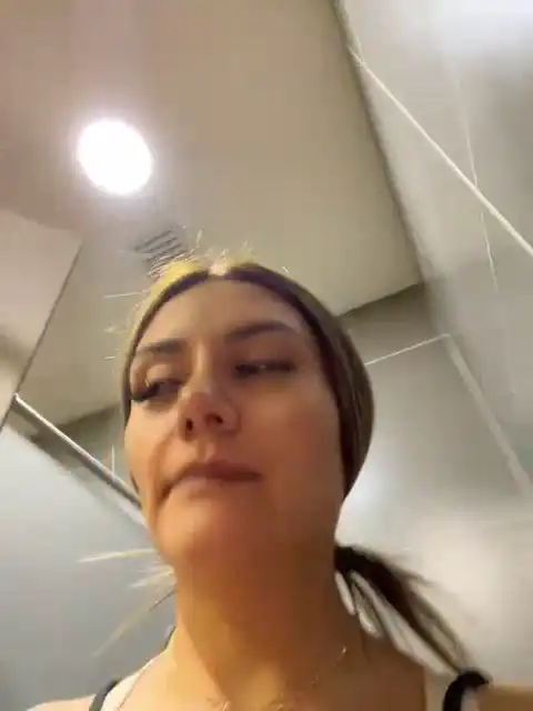 Missary – XlovecamLive Video Recording – 2025 04-14 18:57:03