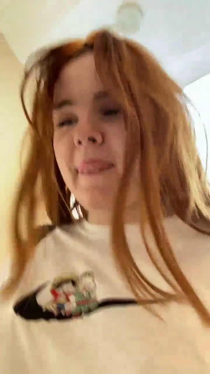 Rubbi – XlovecamLive Video Recording – 2025 02-17 21:35:42