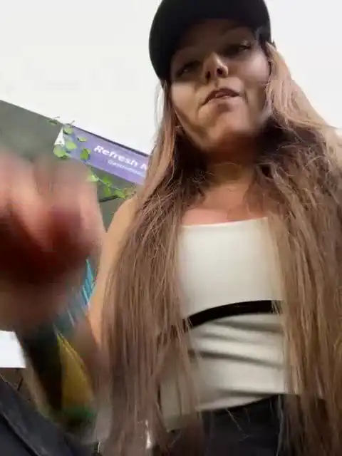 Missary – XlovecamLive Video Recording – 2025 02-18 09:04:06
