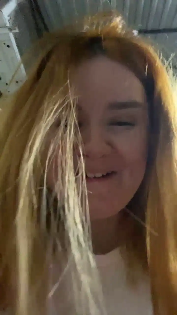 Rubbi – XlovecamLive Video Recording – 2025 06-07 03:45:33